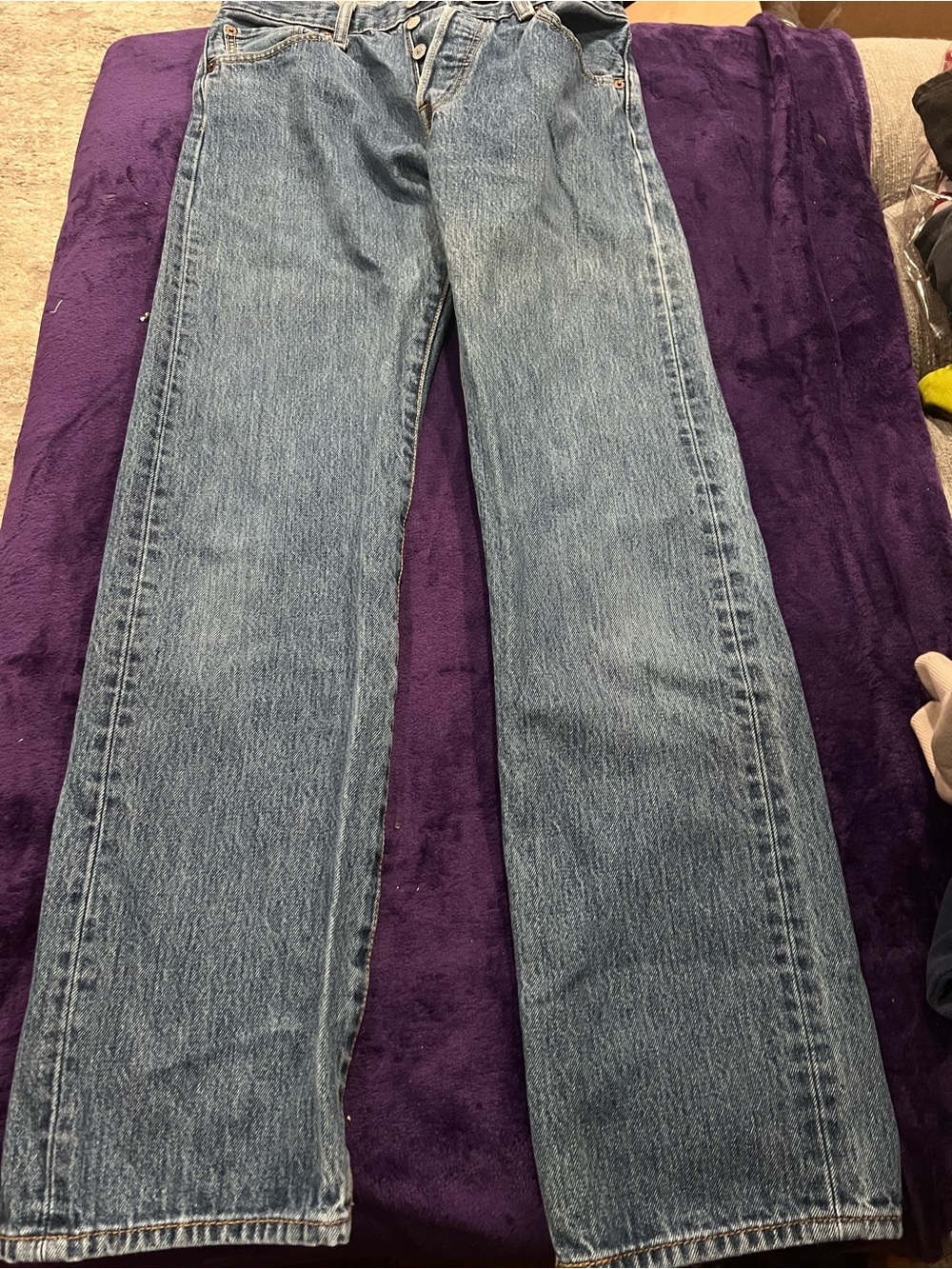 Levi's Women's Straight Leg Jeans in Light Blue Denim